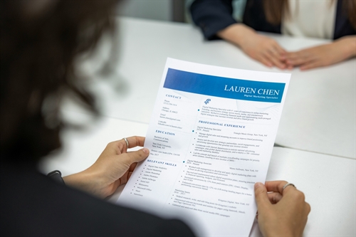 The Best Candidate Usually Isnt Looking for a Job The Best Candidate Usually Isnt Looking for a Job